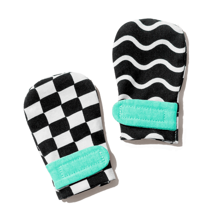 Black & White Mittens from The Looker Play Kit